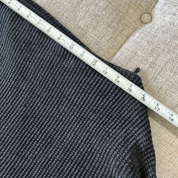 FREE PEOPLE THERMAL WAFFLES OFF THE SHOULDER LONG SLEEVE BLACK TOP SIZE S/M - Picture 11 of 12